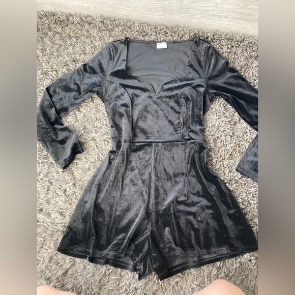 Velvet Romper! - Picture 2 of 4